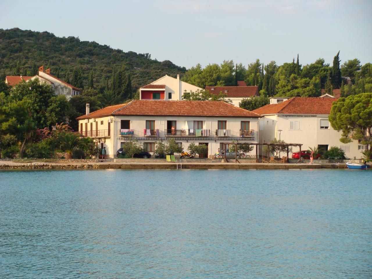 Trim Rooms And Apartments Lovište Exteriér fotografie